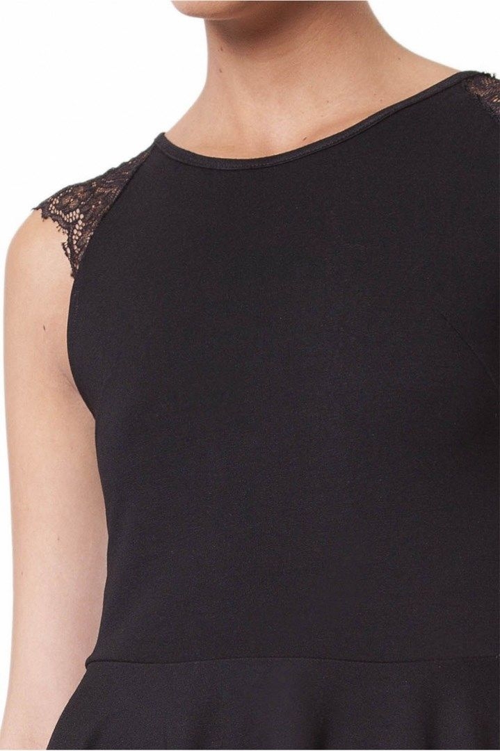 Vestido negro encaje espalda